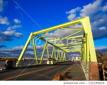 景觀與綠色橋樑 135299026