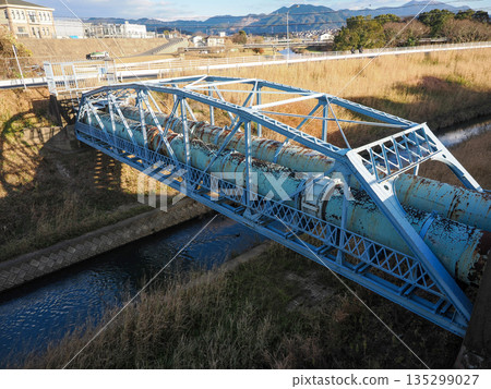 跨河管道 跨河管道 135299027