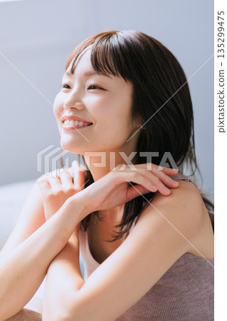 女性的美麗形象 135299475