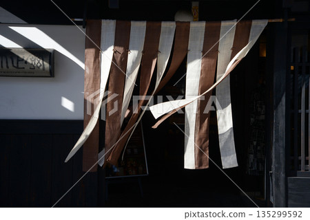 Street corner scenery sketch photo Street corner scenery sketch photo 135299592