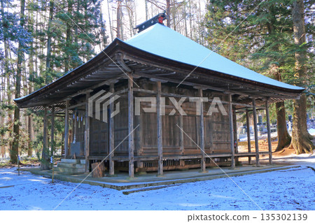 Important cultural property Matsuodera Yakushido Azumino City Nagano Prefecture 135302139