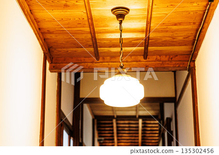 Atmospheric old Japanese house landscape material 135302456