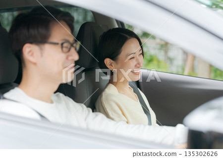 Driving couple 135302626