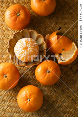 Fresh oranges Fresh oranges 135302986