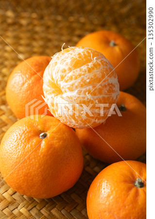 Fresh oranges Fresh oranges 135302990
