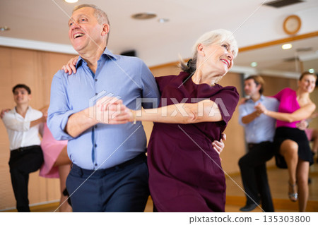mature parthners dance jive 135303800