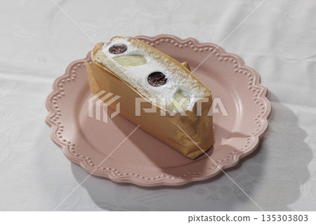 美味水果三明治 135303803