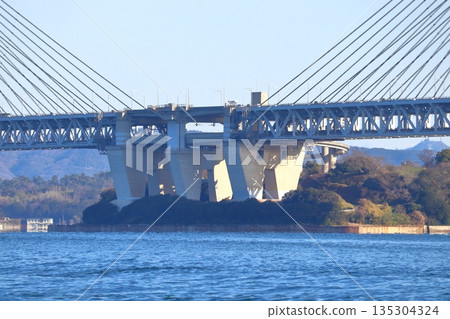 View of Iwagurojima IC from a boat (Sakaide City, Kagawa Prefecture) View of Iwagurojima IC from a boat (Sakaide City, Kagawa Prefecture) 135304324