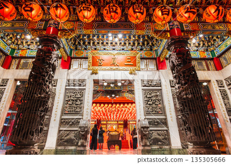 Taiwan Kaohsiung Sanfong Palace at night 135305666