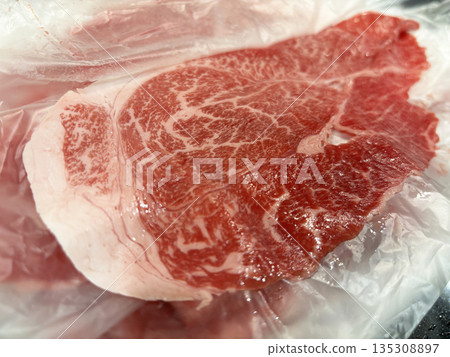 壽喜燒用獨立包裝牛肉 壽喜燒用獨立包裝牛肉 135308897