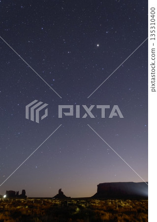 Monument Valley May Stargazing Photo (No Constellation Lines) Monument Valley May Stargazing Photo (No Constellation Lines) 135310400