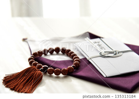 Funeral envelope image 135313184