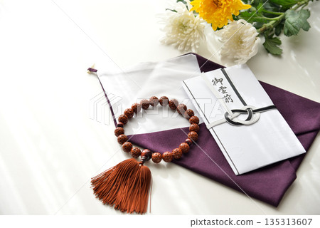 Funeral envelope image 135313607