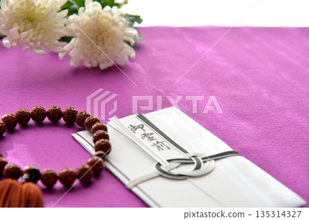 Funeral envelope image 135314327