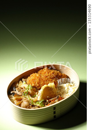 Mushroom rice and fried oyster bento 135314690