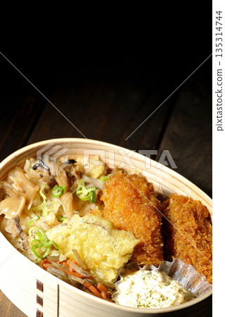Mushroom rice and fried oyster bento 135314744