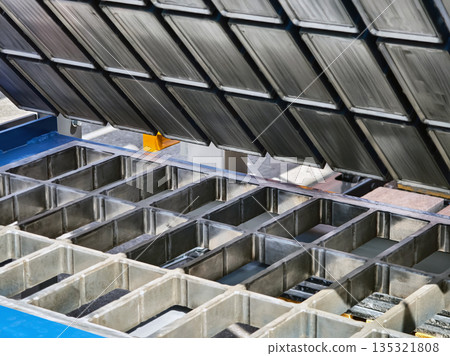 a mold for the manufacture of paving slabs, bricks and other materials a mold for the manufacture of paving slabs, bricks and other materials 135321808