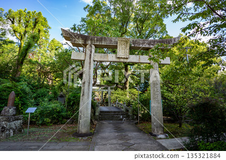 The torii gate of Matsumori Tenmangu Shrine (Nagasaki City) The torii gate of Matsumori Tenmangu Shrine (Nagasaki City) 135321884
