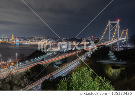 關門大橋，連接本州和九州的橋樑，夜景 135323420