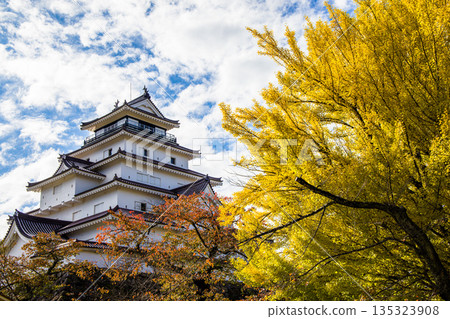 [Fukushima Prefecture, Aizuwakamatsu City] Tsuruga Castle in late autumn October November 135323908