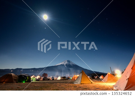 The night sky and moonlight at Fumotopara The night sky and moonlight at Fumotopara 135324652