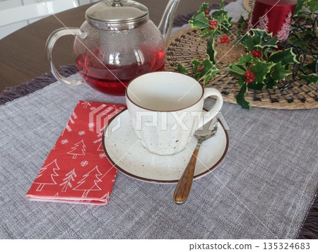 Table setting with white tableware. Italian ceramic tableware. Aesthetics and lifestyle. Interior design. Table setting with white tableware. Italian ceramic tableware. Aesthetics and lifestyle. Interior design. 135324683