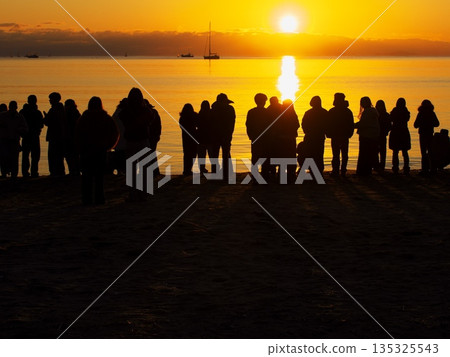 People gathered at Gotemba Beach to watch the sunrise on New Year's Day 2026 135325543