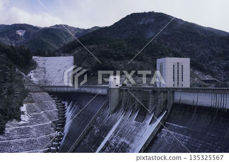 Winter dam Winter dam 135325567