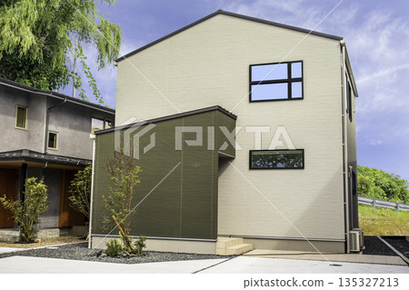 New building appearance 135327213