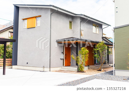 New building appearance 135327216