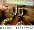 Women toasting champagne Women toasting champagne 135327612