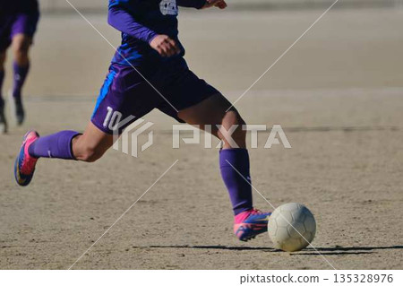足球隊練習 135328976