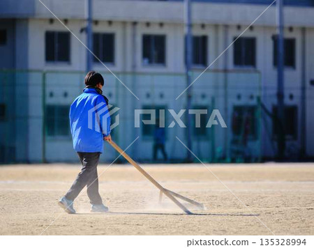 足球隊練習 足球隊練習 135328994