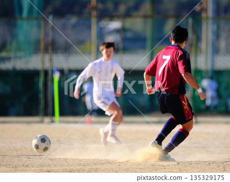 Soccer team practice 135329175