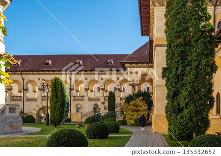 Courtyard and Arched Galleries of the Coronation Cathedral 135332652