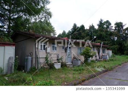 昭和時代的低層公共住宅 135341099