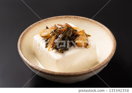 冷豆腐(鬆前醃扇貝) 冷豆腐(鬆前醃扇貝) 135342358