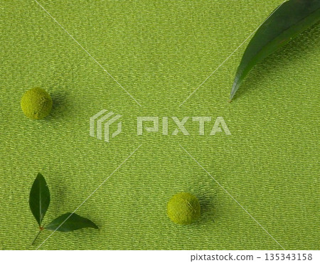 Rolling Circle and Staying Leaf Rolling Circle and Staying Leaf 135343158