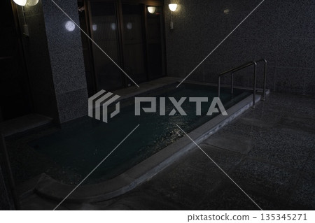 Night Garden Inn 135345271