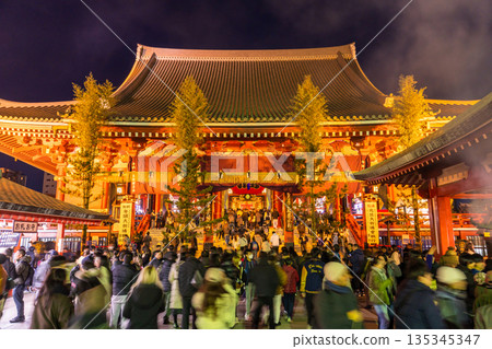 Tokyo: Sensoji Temple bustles with people during the New Year holidays Tokyo: Sensoji Temple bustles with people during the New Year holidays 135345347