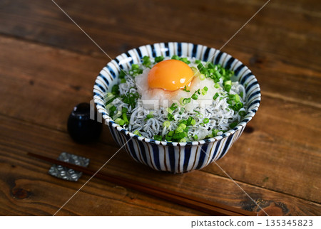 Grated Shirasu 135345823