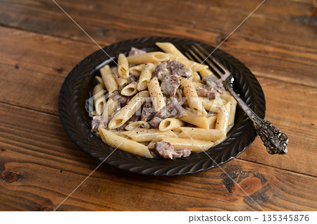 Beef and Gorgonzola Penne Pasta 135345876
