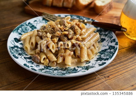 戈貢佐拉起司筆管面 135345886