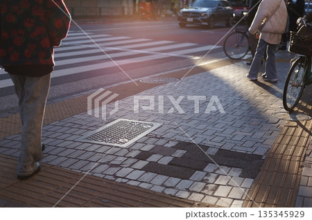 交叉路口快照 135345929