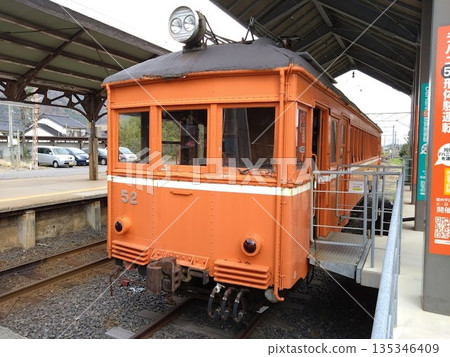 市端電鐵德哈尼50系!德哈尼52號停靠出雲大社前站 市端電鐵德哈尼50系!德哈尼52號停靠出雲大社前站 135346409