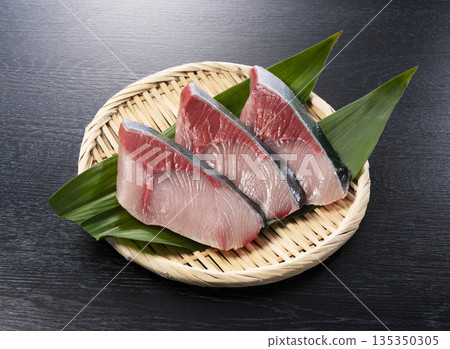 Brush's fillet 135350305