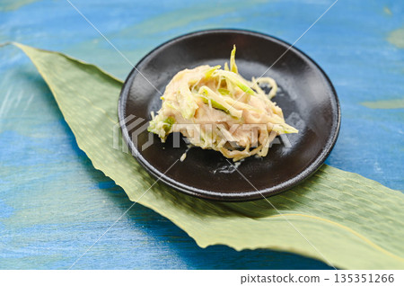 Seasonal Taste: Freshly Pickled Wasabi Potatoes Seasonal Taste: Freshly Pickled Wasabi Potatoes 135351266