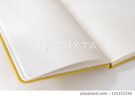 Open blank notebook Open blank notebook 135352256