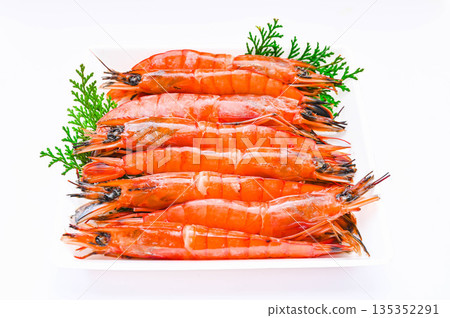 Large pack of raw Argentine red shrimp 135352291
