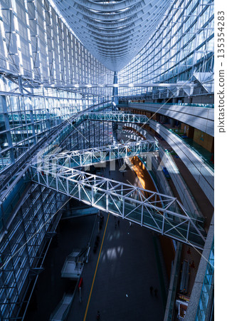 Tokyo International Forum's glass atrium and futuristic ceiling design 135354283